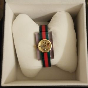 Womans Gucci watch
